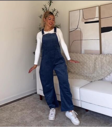 AMEBELLE Corduroy Overalls for Women Barrel Wide Leg Bib Corduroy Pants Women Adjustable Romper Jumpsuit with Pockets in Kuwait
