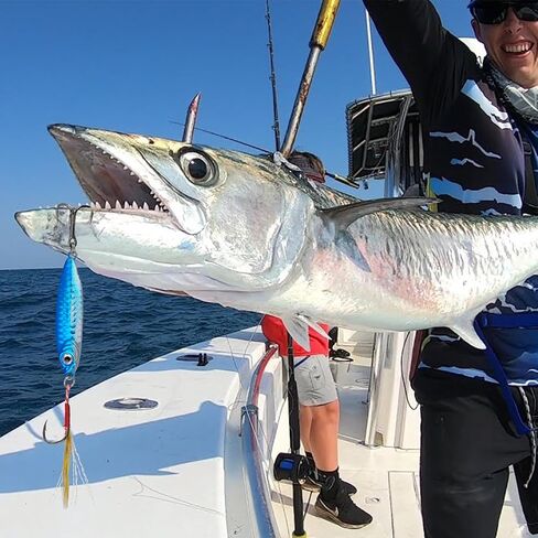 Saltwater Jigs Fishing Lures Fishing Spoons Fishing Jigs Shiny with Ultra-Sharp Hooks Lead Fish Metal Jig Spoon Lure Jigging Lure for Tuna Salmon Grouper Bass Fishing Sea Fishing in Kuwait