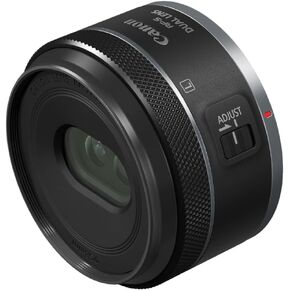 RF-S7.8mm F4 STM Dual