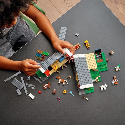 LEGO Minecraft The Red Barn 21187 Building Toy Set for Kids, Girls, and Boys Ages 9+ (799 Pieces) in Kuwait