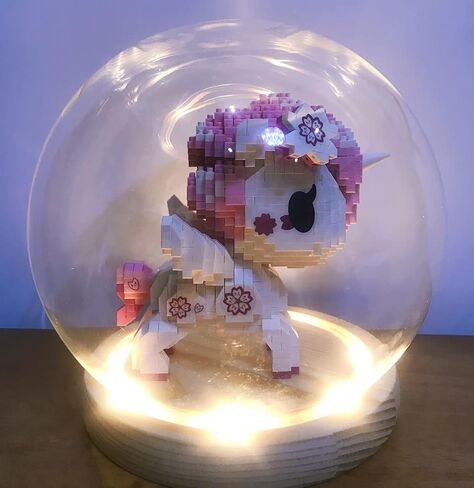 Uvini Building Blocks Astronaut Model with LED Light & Glass Globe, STEM Building Toy, Micro Blocks for Kids or Adult Gifts, Spaceman on The Moon Mini Blocks Set DIY Bricks Toys 368Pieces in Saudi Arabia