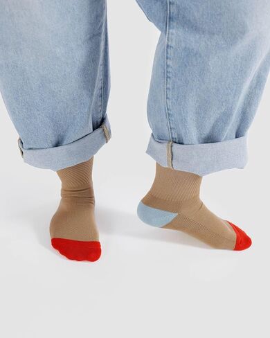 Ribbed Sock - Black - M/L in Saudi Arabia