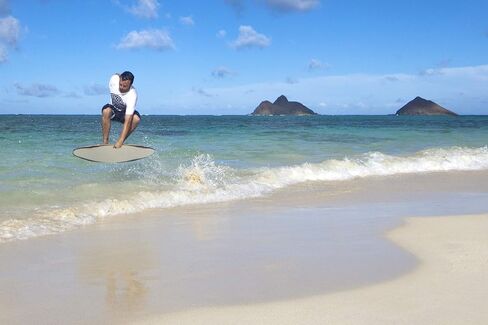 حقيبة سفر DB Skimboards Surf Skim باللون الأسود، حقيبة حمل Skimboard تتسع لما يصل إلى خمس ألواح، مع أحزمة ظهر وحزام كتف ومقابض in Kuwait