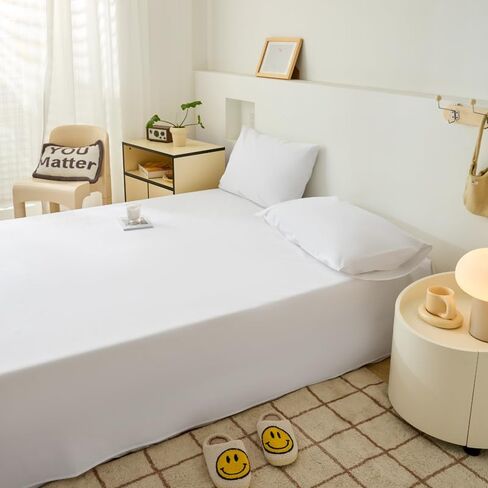 ملاءة سرير مقاومة للماء، ملاءة مسطحة خفيفة الوزن، ملاءة واقية للمرتبة لأريكة السرير مقاس كوين 90 بوصة × 78 بوصة (رمادي) in Kuwait