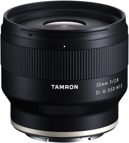 عدسة Tamron مقاس 35 مم f/2.8 Di III OSD عريضة الزاوية لحزمة Sony E-Mount مع بطاقة SDHC سعة 16 جيجابايت وحامل ثلاثي عنكبوت مقاس 12 بوصة (3 عناصر) in Kuwait
