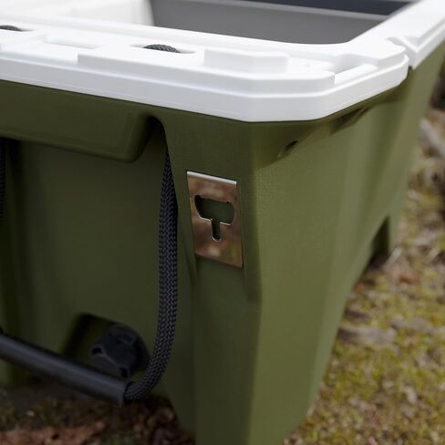 مبرد كامكو كوريتوك بريميوم 30 كوارت وصندوق ثلج | يتميز بالاحتفاظ بالثلج لمدة تصل إلى 10 أيام، ويحمل ما يصل إلى 28 علبة وأكثر، ويحتوي على فتحات لملحقات التخييم ومعدات الصيد | عظم التمساح (51719) in Kuwait