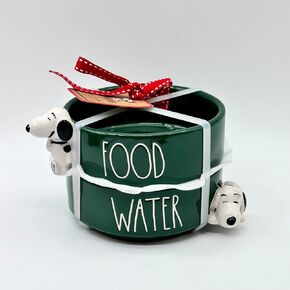 مجموعة أطباق Rae Dunn Food + Water Dog للحيوانات الأليفة - سيراميك - قطر 4 بوصات