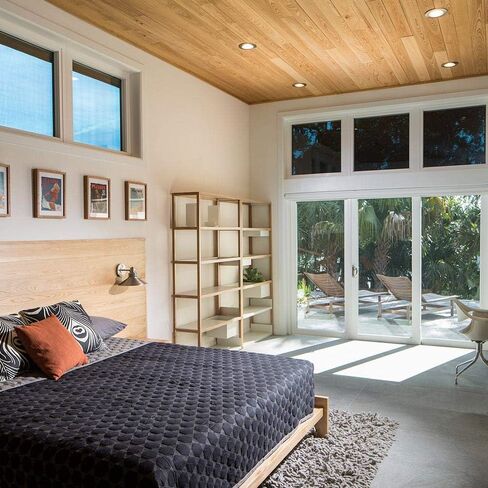 HALO RL 5 بوصة و6 بوصة مصباح سقف غائر LED ذكي مدمج بتقنية البلوتوث باللون الأبيض، CCT قابل للضبط (2700k-5000K) من HALO Home in Kuwait