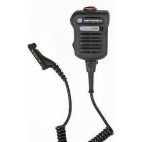 Motorola Solutions PMMN4107, PMMN4107BBLK Radio Remote Speaker Mic (Without Channel knob). Five Integrated Microphones, Adaptive Audio, IP68 Submersible Rating, and Extreme Heat Resistant Temp Cable