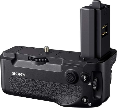مقبض سوني عمودي لهاتف سوني ألفا 7R IV (ILCE7RM4/B) - VG-C4EM مع بطارية سوني Z-Series NP-FZ100 وحزمة بطاقة SD سعة 128 جيجابايت V60 UHS-II من سوني (3 قطع) in Saudi Arabia