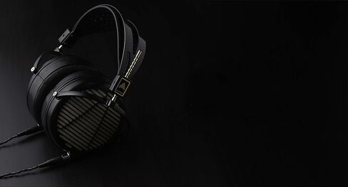 Audeze LCD-4z فوق الأذن | سماعة رأس مفتوحة من الخلف | السكن المغنيسيوم | وسادات الأذن الجلدية in Kuwait