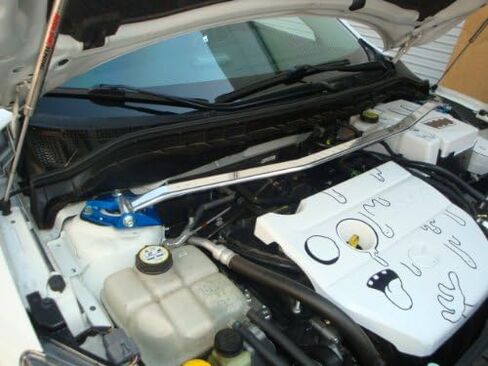 Megan Racing Mr-Sb-M310-Fu-1P: مواصفات السباق Mazda 3 10-13 (لا تناسب Mazdaspeed3/Skyactiv Hatchback) قطعة واحدة من قضيب الدعامة الأمامي بنمط السباق in Kuwait