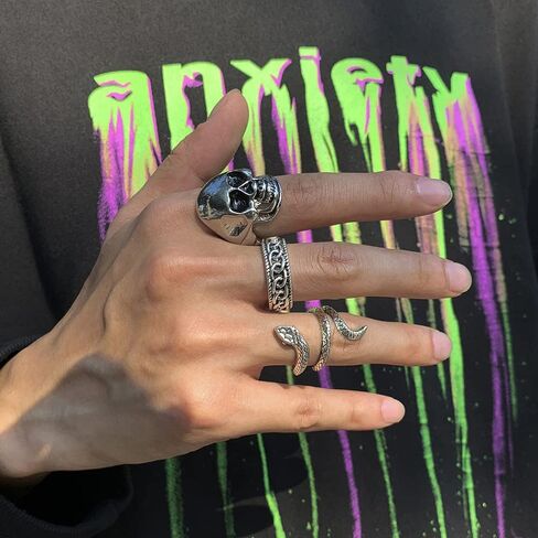 KISS WIFE Silver Punk Hippie Gothic Chunky Ring Set for Men, Size 9-10, Alloy Material, Halloween Jewelry in Saudi Arabia