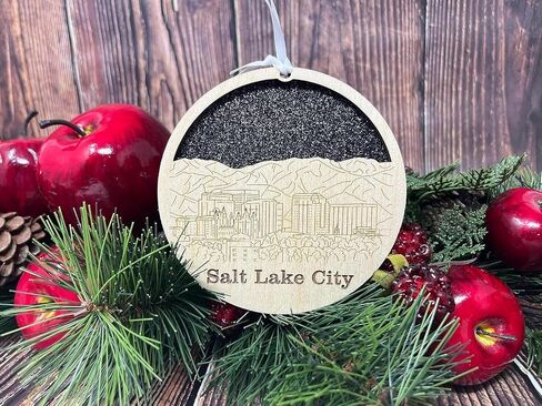 Charlotte Ornament Wooden Souvenir Christmas Tree Decoration with City of Charlotte Gift in Saudi Arabia