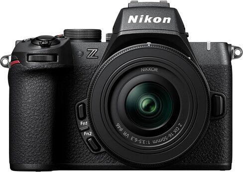كاميرا نيكون Z50II الرقمية بدون مرآة مع عدسة NIKKOR Z DX مقاس 16-50 مم وبفتحة f/3.5-6.3 مع بطاقة ذاكرة سعة 64 جيجابايت + ميكروفون Rode فائق الصغر مثبت على الكاميرا + المزيد من ملحقات مدونات الفيديو in Saudi Arabia