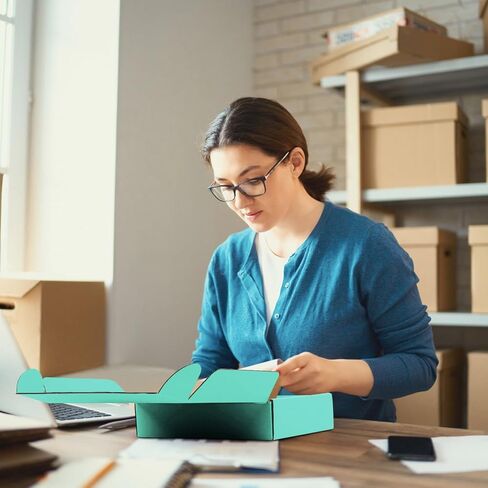 صناديق شحن من الورق المقوى، 15 عبوة من صناديق بريد صغيرة، صناديق مموجة قابلة لإعادة التدوير، صناديق تغليف هدايا للشحن، البريد، تغليف الهدايا، 9 × 6 × 2 بوصة (العشب الأخضر) in Kuwait