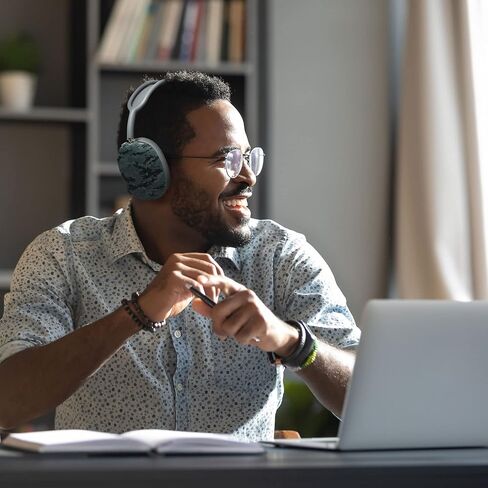 أغطية kwmobile متوافقة مع أغطية Apple AirPods Max (مجموعة من 2) - رمادي داكن مموه/أسود/رمادي فاتح in Saudi Arabia