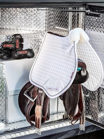 وسادة سرج مربعة الشكل من LeMieux Junior Pro للأغراض العامة in Kuwait