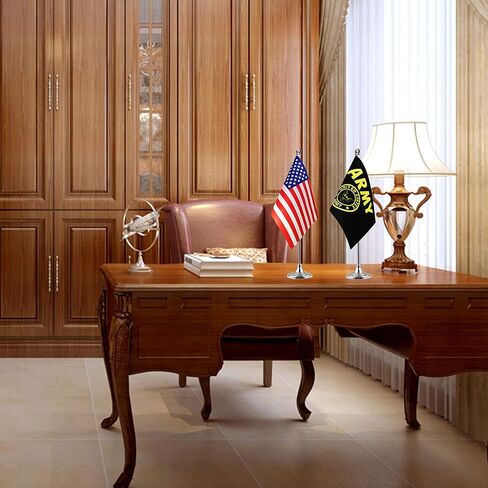 LoveVC US Army Gold Crest علم مكتب صغير صغير للولايات المتحدة الأمريكية أعلام طاولة مكتب عسكري مع قاعدة حامل، عبوتان in Kuwait
