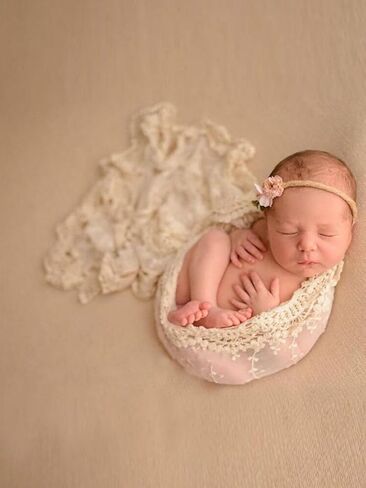 Luxury Baby Photography Props Blanket Newborn Photo Shoot Outfits Lace Blanket for Baby Boys Girls Wrap Photoshoot in Saudi Arabia