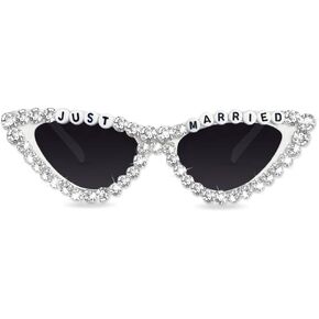 Bachelorette Party Bride Sunglasses, Just Married Cat Eye Pearl Glasses for Women Bride to Be Party Gift Supplies