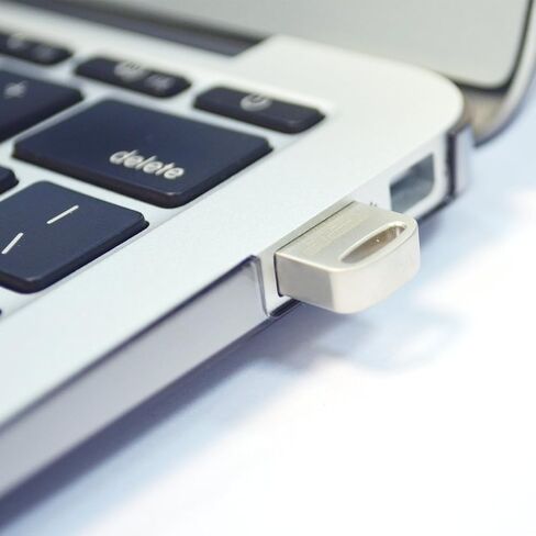 Patriot Tab Series 32GB Micro-Sized USB 3.0 Flash Drive in Saudi Arabia
