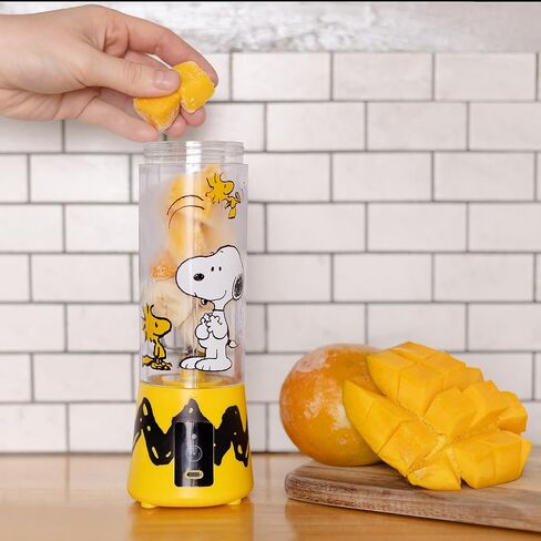 Uncanny Brands Minions USB-Rechargeable Portable Blender in Saudi Arabia