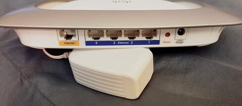 جهاز التوجيه اللاسلكي Cisco-Valet Plus in Kuwait