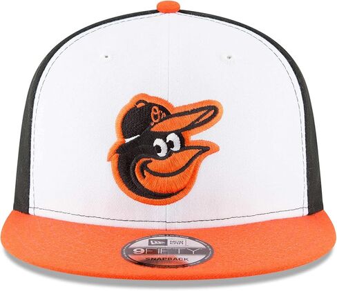قبعة New Era الأصلية من Pittsburgh Pirates باللونين الأسود والأبيض 9Fifty Snapback OSFM - قابلة للتعديل in Kuwait