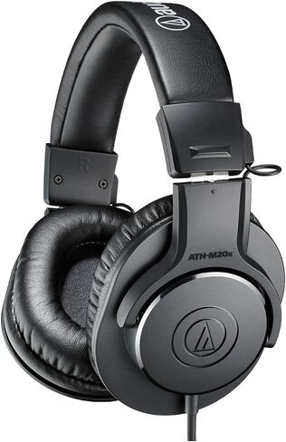 حزمة Audio-Technica M-Series ATH-M50X (1) مع ATH-M20x (3) سماعات رأس احترافية لشاشة الاستوديو، ومكبر صوت سماعة رأس ذو 4 قنوات (5 عناصر) in Saudi Arabia