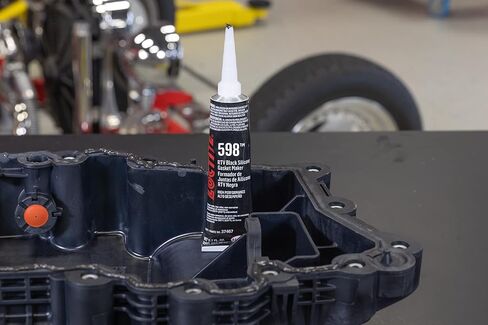 صانع حشية السيليكون عالي الأداء LOCTITE Black RTV 598: آمن على المستشعر، غير قابل للتآكل، علاج سريع، مرونة عالية، مقاوم للزيت | أسود، أنبوب 80 مل (PN: 37467-491985) in Kuwait