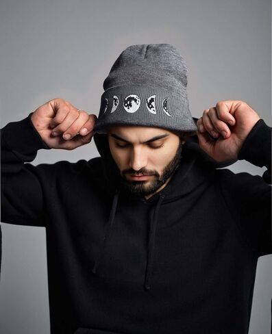 Gothic Moon Phase Skull Beanie Hats for Men Women, Halloween Knit Winter Hat for Birthday in Kuwait