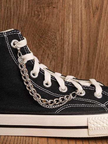 HAQUIL 2PCS Punk Goth Hearts Link Metal Shoe Chain, Shoe Charms, Link Shoelace Chains, Shoe Lace Charm Chains, Footwear Jewelry Accessories in Saudi Arabia