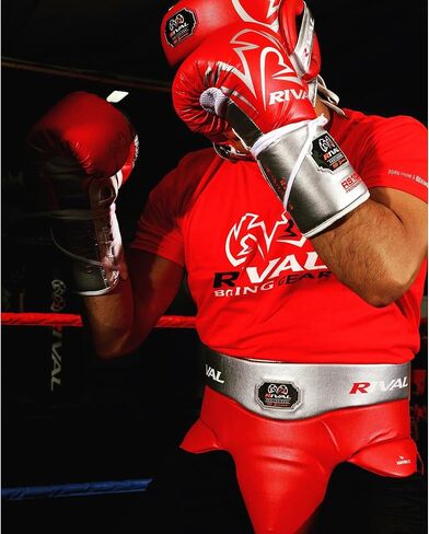 واقي منطقة الفخذ الاحترافي من RIVAL Boxing RNFL100 مع أشرطة خصر مزدوجة، وإغلاق بخطاف وحلقة، وبنية خفيفة الوزن للغاية، وألياف PU فائقة الثراء in Kuwait