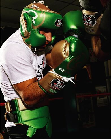 واقي منطقة الفخذ الاحترافي من RIVAL Boxing RNFL100 مع أشرطة خصر مزدوجة، وإغلاق بخطاف وحلقة، وبنية خفيفة الوزن للغاية، وألياف PU فائقة الثراء in Kuwait
