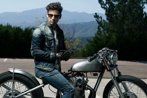 Polarized Sunglasses Womens & Mens - Designer with UV Protection for Sports & Driving - Stylish all Activities in Saudi Arabia