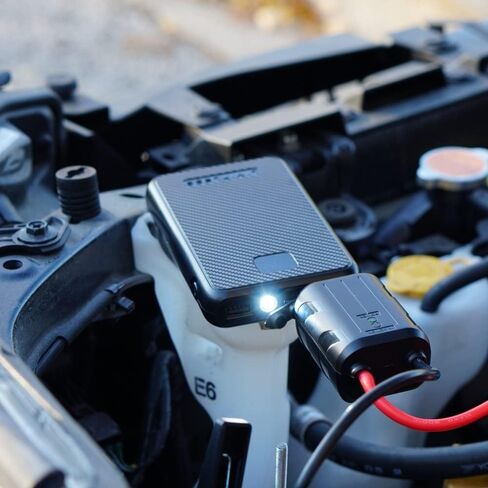 جهاز تشغيل السيارة المحمول من ليمتليس أوتوبوست بقدرة 400 أمبير (حتى 8 أسطوانات، و5.0 لتر من الغاز)، وبنك طاقة بقدرة 6000 مللي أمبير في الساعة، ومصباح يدوي ثلاثي الأوضاع (دائم الخضرة) in Kuwait