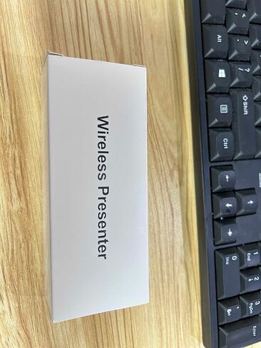 2-in-1 USB Type C Presentation Clicker, Wireless Presentation Clicker PowerPoint Presenter Remote with Volume Control, Powerpoint Clicker with Slide Advancer for Computer/Laptop/Mac in Kuwait