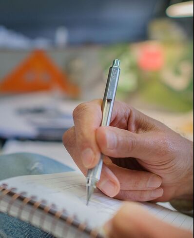 Zebra Pen F-701 Retractable Ballpoint Pen, Stainless Steel Barrel, Fine Point, 0.8mm, Black Ink, 1-Pack in Kuwait