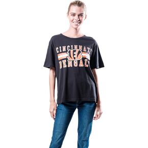 Ultra Game Women's Standard Distressed Graphics Soft Crew Neck Tee Shirt, Team Color, X-Large