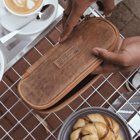 حقيبة أقلام برلينر باجز من الجلد العتيق فيليكس، حقيبة أقلام، منظم مقلمة، حامل أقلام رصاص - بني in Saudi Arabia
