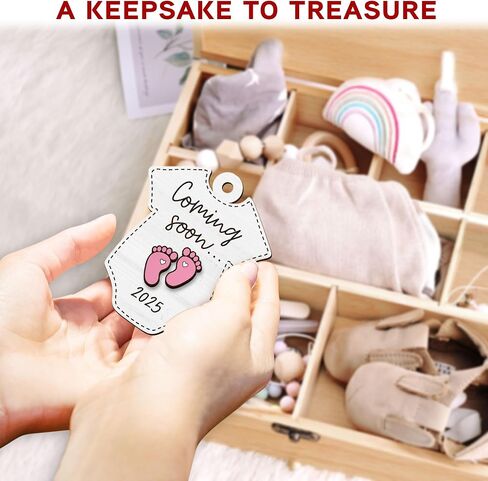 Pregnancy Gifts for Expecting Mom Dad - Pregnancy Announcement for Husband Wife Family - Baby Announcement Gifts, Pregnant Mom Gifts, Gender Reveal Gifts - New Mom Dad, Mom to Be, New Parents Ornament in Saudi Arabia