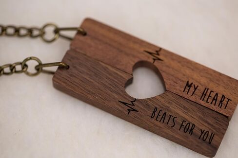 MUUJEE Wooden Heart Cutout Keychain Set - Avocado Sisters Key Rings Bag Charm for Two Sis Bff Best Friends Matching in Kuwait