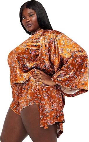 Savage X، رداء قصير مخملي نسائي قصير، Distorted Bloom، XS/S in Kuwait