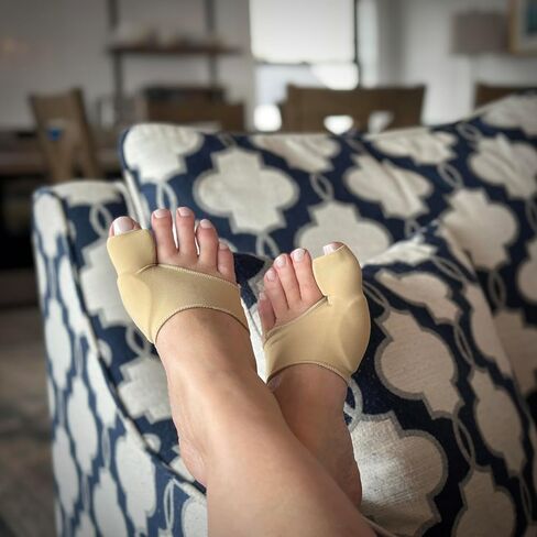 Compression Bunion Preventor - Bunion Corrector Relief Sleeve - Bunion Toe Separator For Hallux Valgus and Bunion Support - Blue Bunion Corrector (Right) in Saudi Arabia
