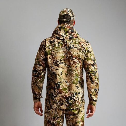 سترة صيد خفيفة الوزن مقاومة للماء للرجال من SITKA Gear in Saudi Arabia