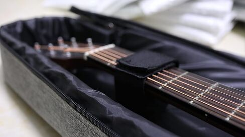 36 Inch Acoustic Guitar Bag Guitar Case Soft Guitar Gig Bag Adjustable Straps Grey in Saudi Arabia
