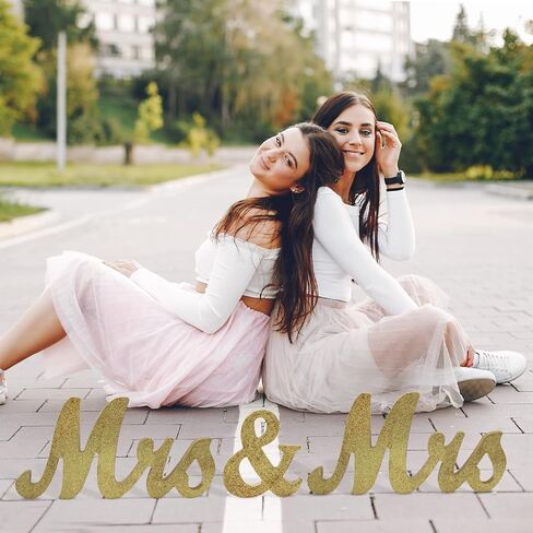 لافتة السيدة والسيدة لطاولة الزفاف، حروف خشبية كبيرة لملكة جمال وملكة جمال، عناصر تزيين الحفلات، حرف خشبي لطاولة الزفاف، لافتة متزوجة للتو ديكور عيد الحب (ذهبي) in Kuwait