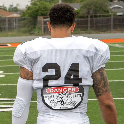 لوحة خلفية لكرة القدم - DUTYBOD الجزء السفلي من الظهر وعظام الظهر وواقي درع خلفي للشباب والكبار (الوحوش والكبار) in Kuwait