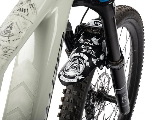 All Mountain Style Front Mudguard –Bike Mud Guard Supports Front Protection Fits Size 26’’, 27.5’’and 29’’ - Helps Protect Your Bike from Mud, Water Spray and More (Black & White) in Kuwait
